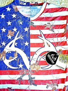 NEW by REALTREE, MENS LARGE, CAMO INDEPENDENCE STARS&STRIPES SHIRT, MSRP $35.00! - Picture 1 of 11