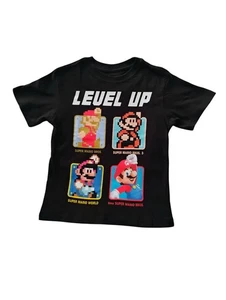 Super Mario Bros Sali di livello! Camicia Nintendo ragazzo nera taglia XS-XL 2018 - Foto 1 di 5
