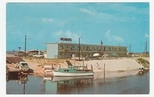Vintage Postcard Hollanday Motel Mexico Beach Florida 1972 Beach Boats - Picture 1 of 2
