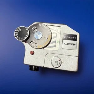 Mamiya Belichtungsmesser Halterungen auf Kamera, Made in Japan, Blitzhalterung enthalten - Bild 1 von 8