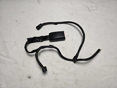 2006 - 2009 Lexus RX350 RX400H Drivers FRONT LEFT Seat Buckle Assembly (Black) - Image 1 of 4