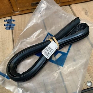 Header Bow Rubber Seal / Weather Strip VW Convertible Beetle Bug 1968 to 1972 - Picture 1 of 4