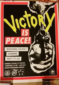 SIGNIERT Sieg ist Frieden Shepard Fairey Anti-Flagge Gehorsam Poster Noname riesig gesund - Bild 1 von 1