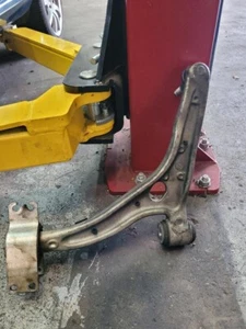 2015 thru 2020 MERCEDES BENZ GLA250 RIGHT FRONT LOWER CONTROL ARM USED OEM - Picture 1 of 3