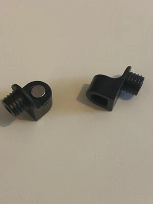 2 IKEA Detolf Glas Vitrinenschrank magnetischer Türhaken 109842 - Bild 1 von 4