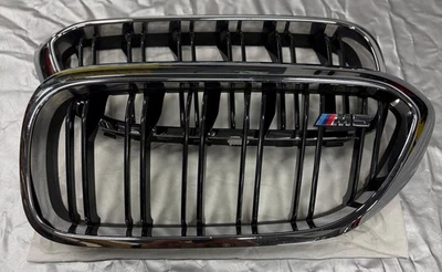 PARRILLA NUEVA BMW M5 F90 ORIGINAL 2018-2020 Foto 1 de 2