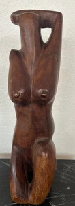 Andre Diciembre, escultura desnuda de madera tallada - Imagen 1 de 2