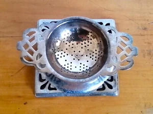 Antique/vintage silver-plated tea strainer and drip cup - Picture 1 of 4