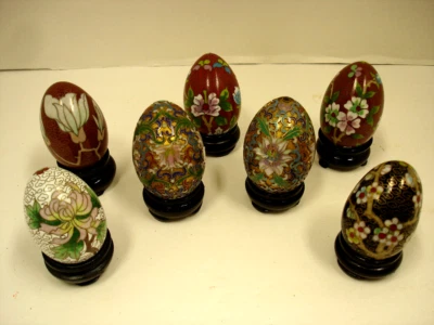 2 1/2" H DE COLECCIÓN CHINO CLOISONNE VARIOS COLORES / JUEGO DE HUEVOS FLORES / 7 Foto 1 de 4