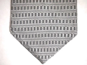 Geoffrey Beene Mens Necktie Tie Grey Geometric Silk USA Made - Picture 1 of 4