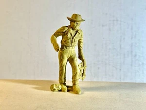 Marx 1950's Cowboy holding reins from early Western Town set. - Picture 1 of 1