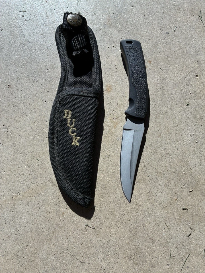 Cuchillo de caza Buck 475 Mini-Mentor con Handel negro Foto 1 de 1