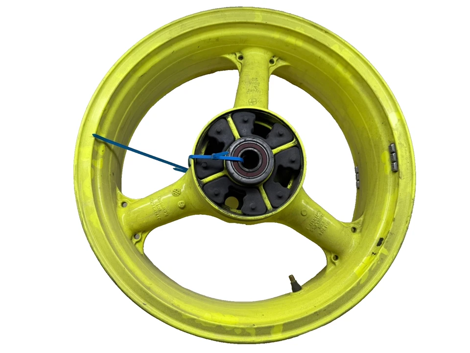 Llanta trasera con disco de freno Kawasaki ZX6R ZX-6R 2000 Foto 1 de 4