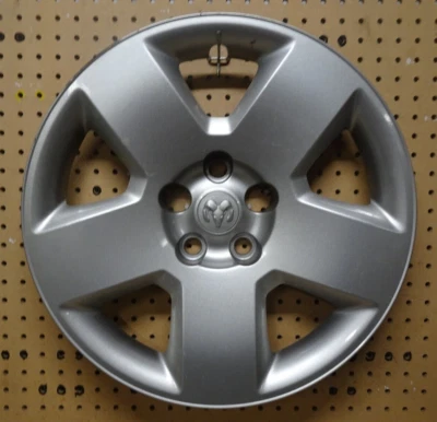 2008-2011 DODGE MAGNUM CHARGER 17”  wheel cover hub cap 8032 P/N 1DV32TRMAB - Image 1 of 4
