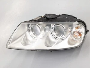 04-07 Volkswagen Touareg Xenon Headlight Assembly w/ Restored Lens LH Drivers - Picture 1 of 12