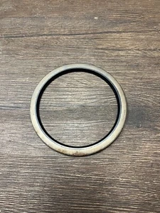 CAT LIP TYPE SEAL P/N: 5J-3942 - Picture 1 of 3