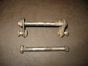 1979 KLX250 REAR ENGINE MOUNTS PLATE KAWASAKI KLX 250 1979-1980 32029-1104 - Imagen 1 de 2