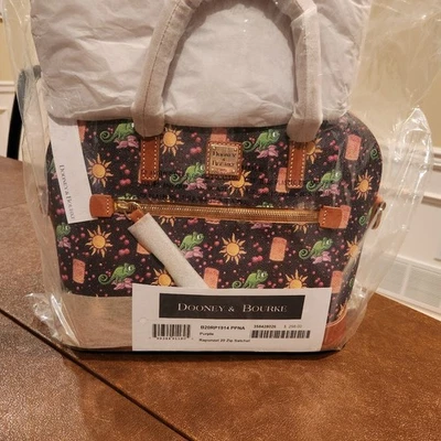 Bolso de Mano Dooney Rapunzel Pascal Enredado Parques Disney 10º Aniversario MWT 2020 Foto 1 de 4