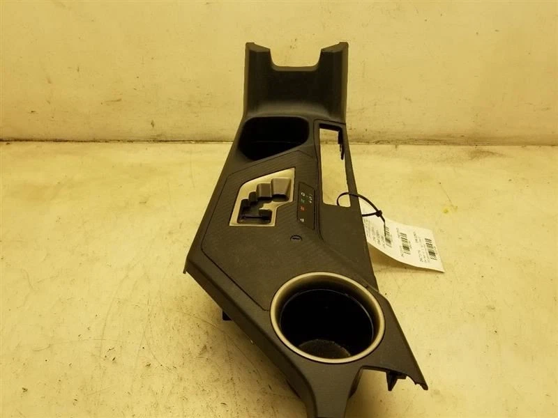 Toyota RAV4 2015 Limited consola central montada bisel de cambio  Foto 1 de 4