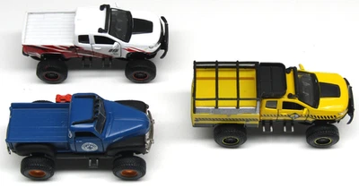 Maisto 2017 Chevrolet Off-Road Trucks Lot of 3 Opening Doors Lifted Diecast Toys - Image 1 of 4