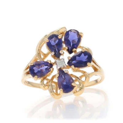 Anillo de cóctel con racimo de diamantes de iolita de oro amarillo - 14 k pera 1,26 ctw floral Foto 1 de 4