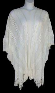 BCBG MAXAZRIA ONE SIZE 1X 2X Dressy White & Gold Loose Knit Fringe Poncho NWT - Picture 1 of 5