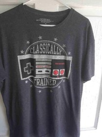 NINTENDO ENTERTAINMENT SYSTEM GRAY TEE CLASSICALLY TRAINED NES CONTROLLER XL SIZ