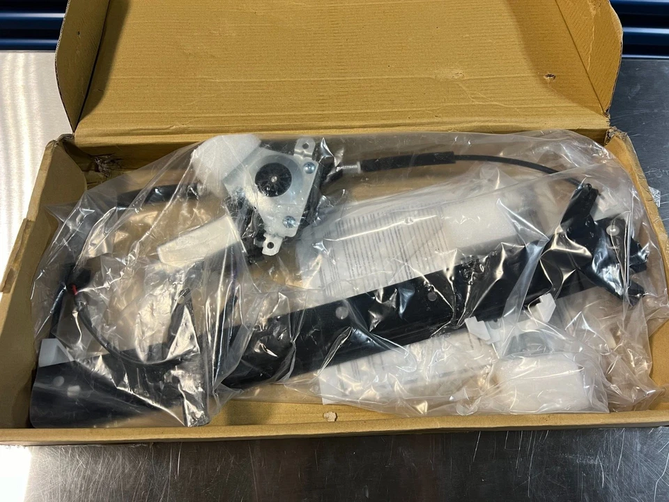 Regulador de janela de energia lateral traseira Dorman 741-678 modelos Ford/Merury - Imagem 1 de 3