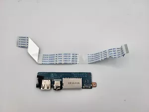 LENOVO IDEAPAD FLEX 4-1580 SD card daughterboard - Picture 1 of 2