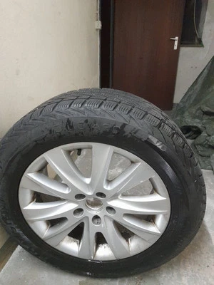 Autoreifen mit Felgen - Bild 1 von 4