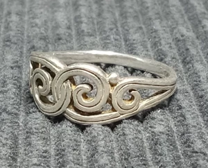 Retired James Avery Swirl Wave Ring Size 11 Sterling Silver - Picture 1 of 6
