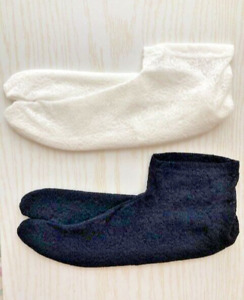 2 pairs Laced Stretchable Japanese Tabi Socks / Black and white