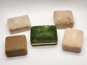 Vintage Konvolut 5 leere Schmuck Samt Schatullen Russel Creations & Kings Schmuck - Bild 1 von 10
