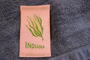 1900s S89 flowers Egyptienne College 3" x 1 3/4" tobacco silk - Indiana - Picture 1 of 2