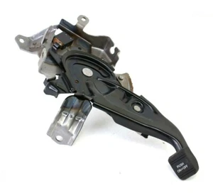 Pedal de freno de estacionamiento de emergencia Toyota Prius 2010-2015 46200-47070 - Imagen 1 de 10