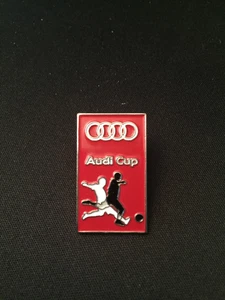Pin FCB BAYERN MUNICH AUDICUP 2011 sin usar, como nuevo ¡RARO!! - Imagen 1 de 3