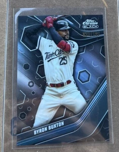 2023 Topps Chrome Black #22 Byron Buxton 033/199 Minnesota Twins Refractor - Picture 1 of 2