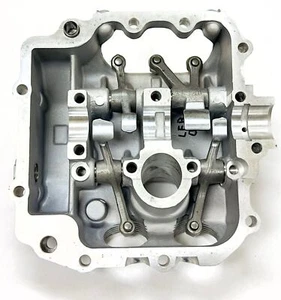 Rhino Grizzly 660 Valve Cover Completely Assembled Rocker Arms Shafts BRAND NEW - Bild 1 von 5