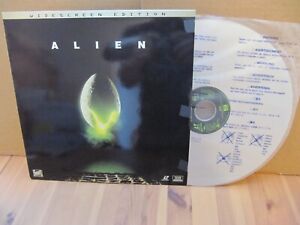 Alien Widescreen Laserdisc 1995 Release Sigourney Weaver Ridley Scott 8760-85