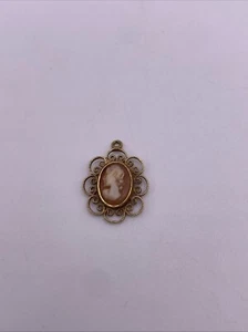 Rare Vintage Cameo Portrait Pendant Small Gold - Picture 1 of 4