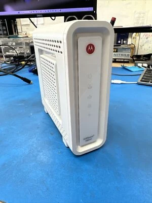 Motorola SURFboard SB6141 Docsis 3.0 Cable Modem - Image 1 of 2
