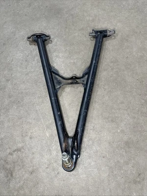 POLARIS AXYS PRO S RIGHT LOWER A ARM CONTROL 2205672    25382 - Image 1 of 4