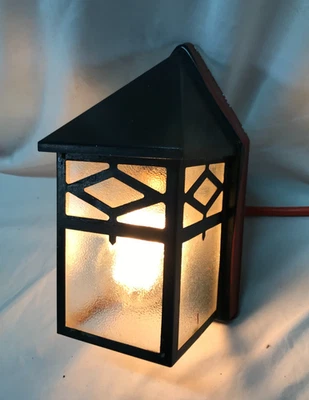 Aplique de pared exterior de metal artes y manualidades de colección vidrio guijarro antiguo 1183-25B Foto 1 de 4