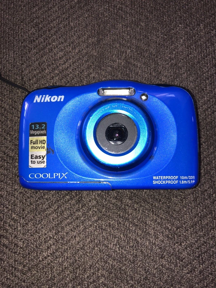 Nikon Coolpix W100 Blue  Digital Camera UNTESTED - Image 1 of 4