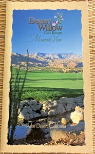 CORSO VISTA MONTAGNA al DESERT WILLOW GOLF RESORT - Libro Giocatori - Nuovo - Foto 1 di 7