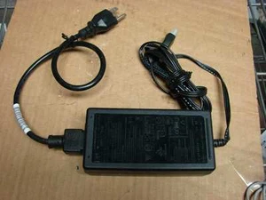 HP Original AC Adapter 0957-2166 Netzteil und Kabel - Bild 1 von 1
