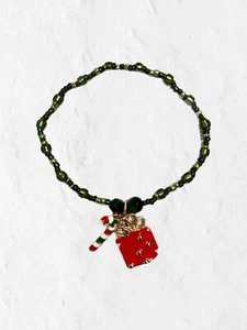 Candy Cane & Present Christmas 7-inch Bracelet! - Picture 1 of 1