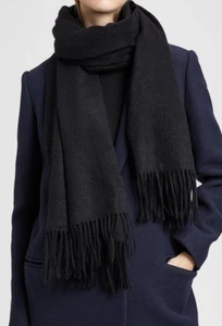 NWT $255 Theory Maxanna Wool Scarf in Charcoal Gray - Picture 1 of 5