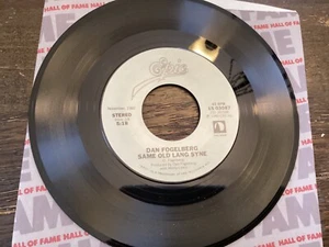 Dan Fogelberg-Hard To Say/Same Old Lang Syne Unplayed 45rpm - Picture 1 of 2