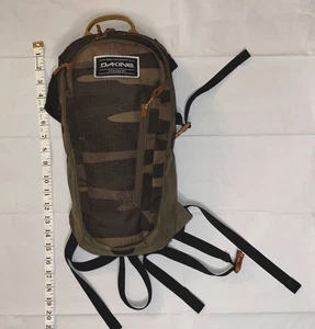 Dakine Herren 6L Shuttle Fahrrad Rucksack-KEIN Hydrapak Camo EUC - Bild 1 von 12